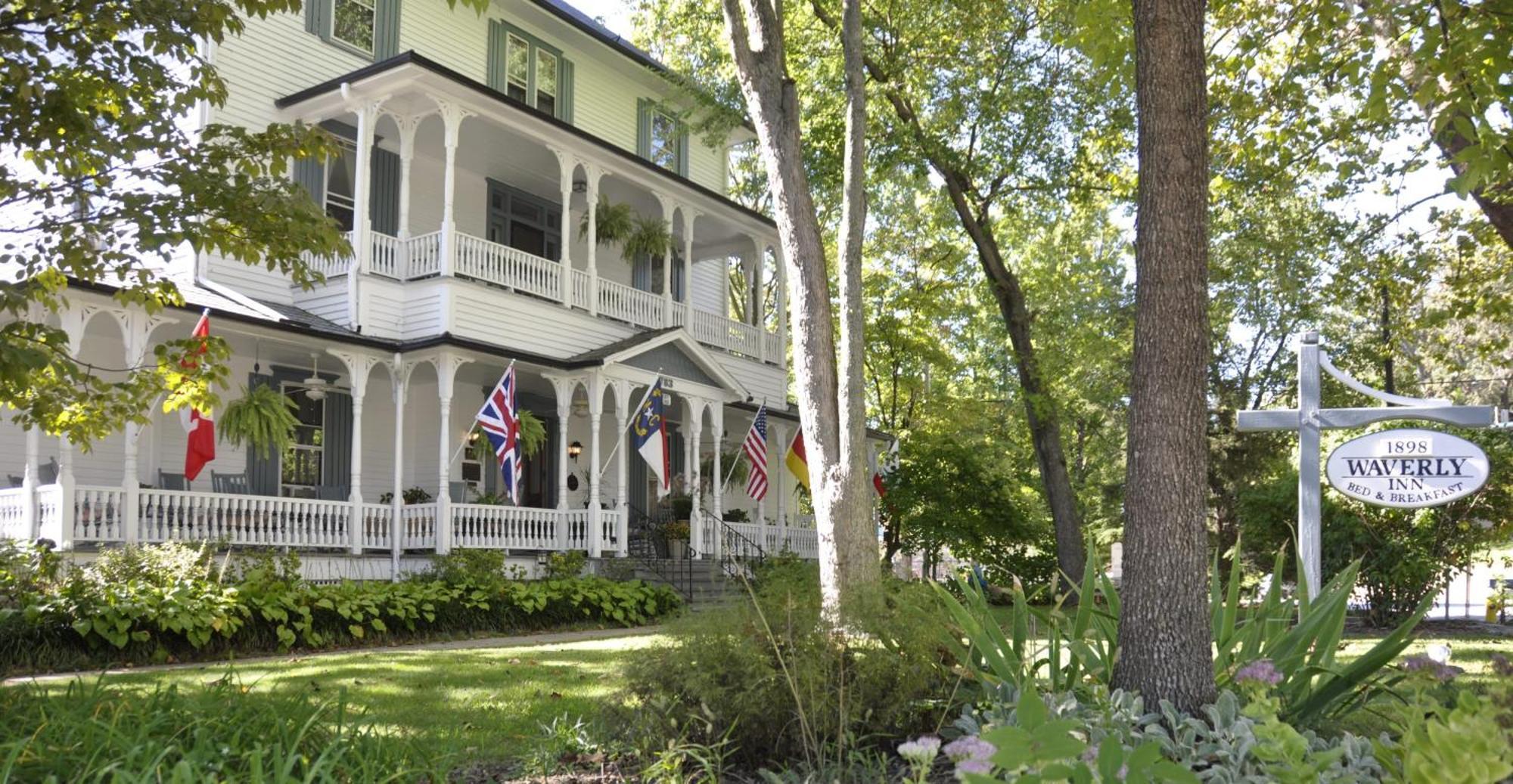 1898 Waverly Inn Hendersonville Eksteriør bilde