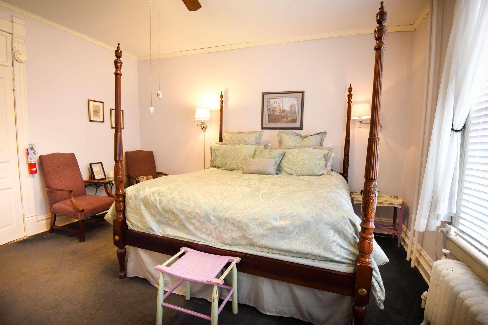 1898 Waverly Inn Hendersonville Eksteriør bilde